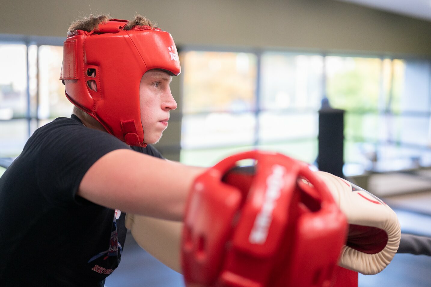 Campione del mondo di kickboxing E. Šalkovskis: “bambino” incallito in “Sparta”