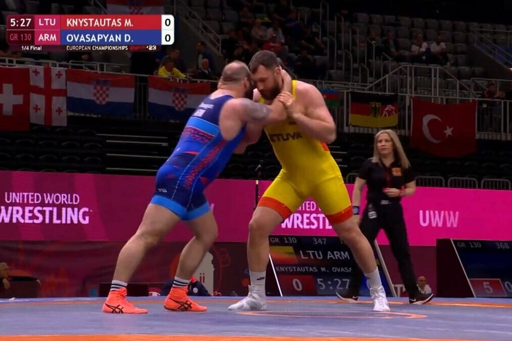 Il signor Knystautas ha ancora due possibilità di vincere una medaglia al campionato europeo di wrestling