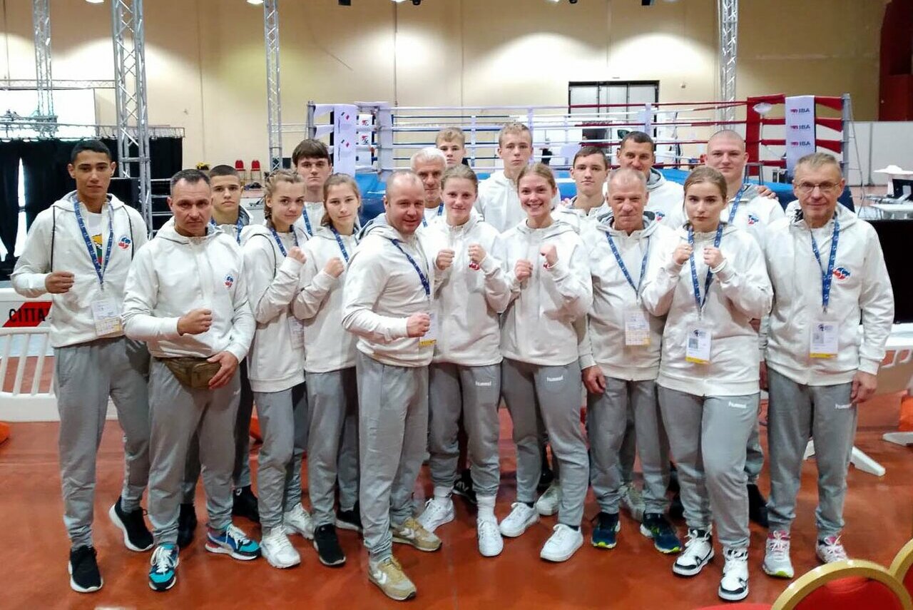 La squadra giovanile lituana di boxe inizia la sua esibizione agli Europei in Italia