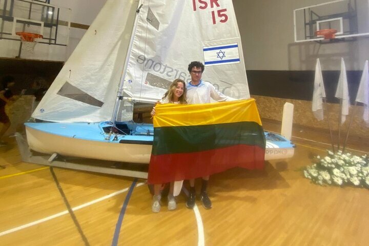 D.Petraitytė e J.Jurgelionis si sono cimentati nel Campionato Europeo di Vela classe 470